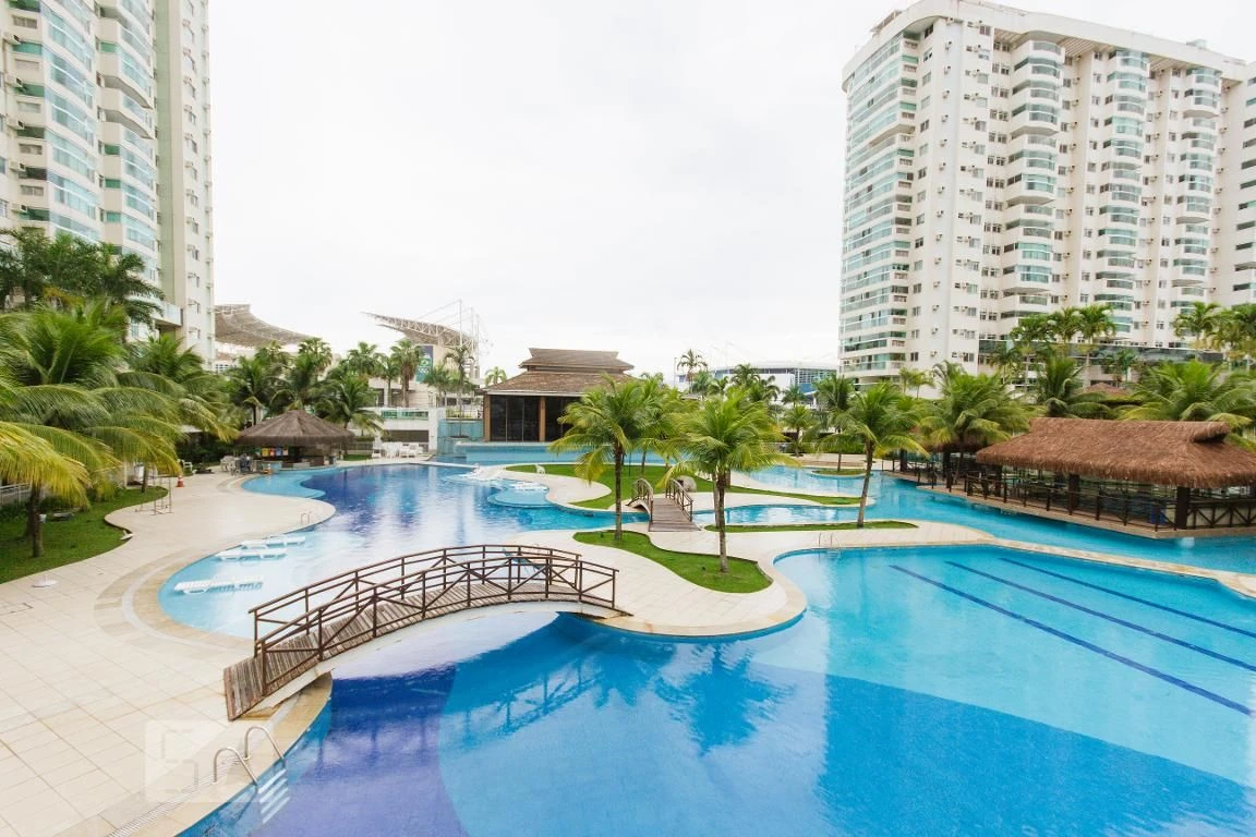 Apartamento de 2 quartos com piscina ao ar livre no condomínio — photo 21