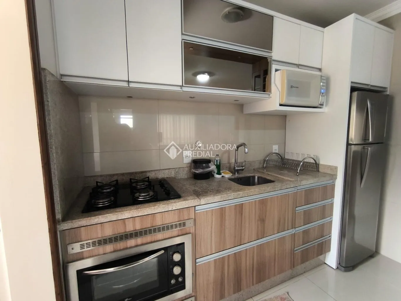 Furnished 70 m² apartment with 2 bedrooms and balcony — photo 2