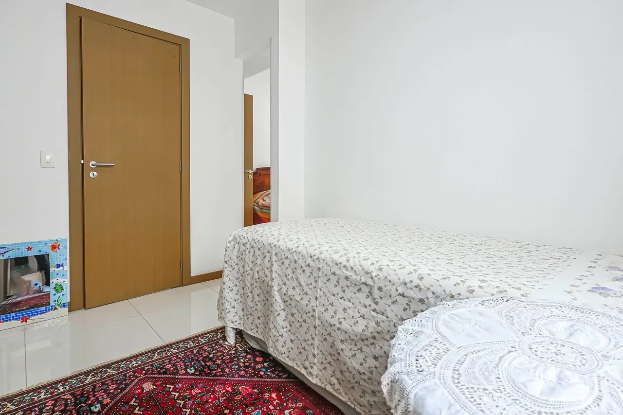 Furnished 150 m² apartment with 4 bedrooms and a gas stove — photo 2