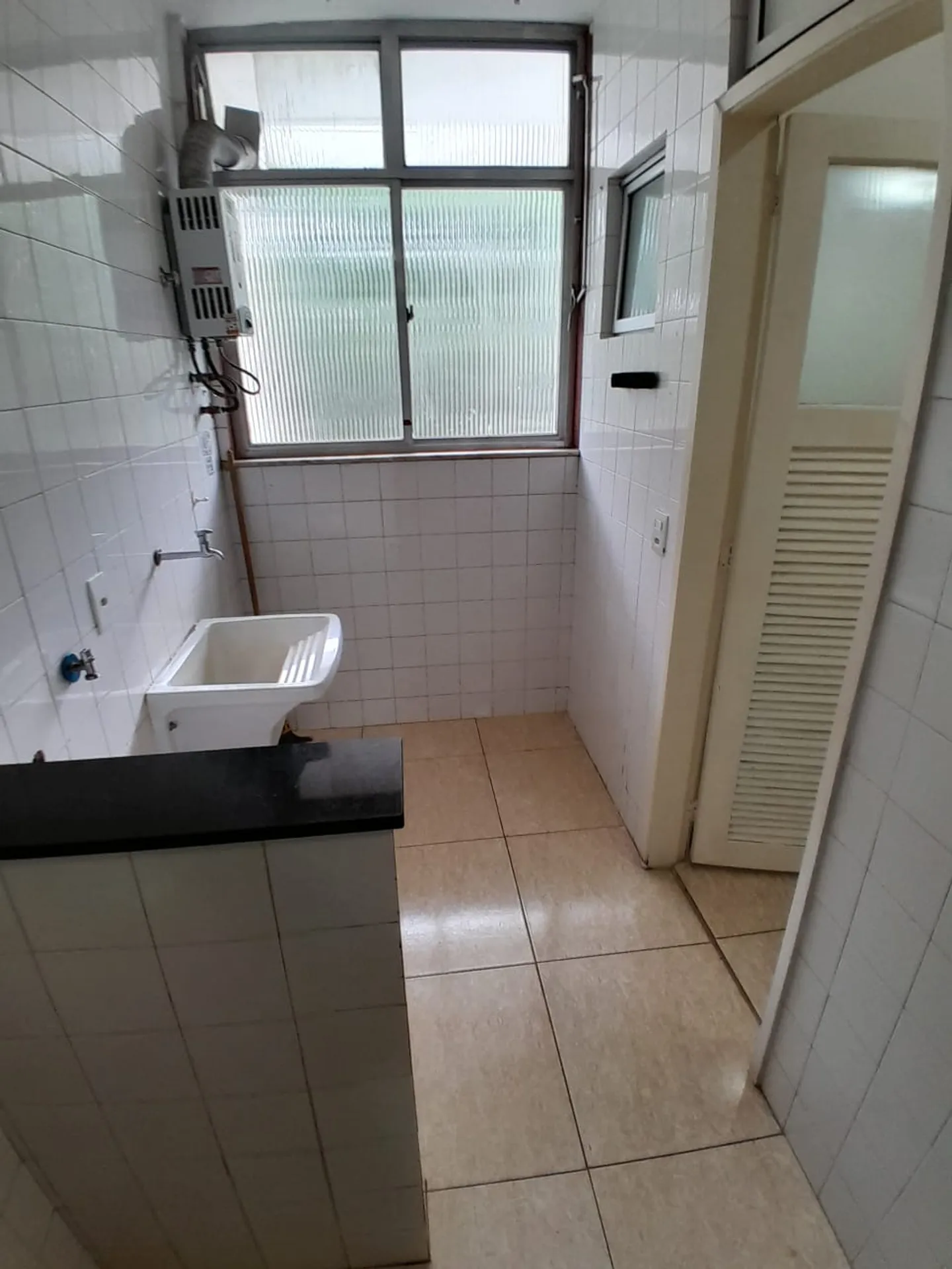 2-bedroom apartment in a building with a sauna — photo 9