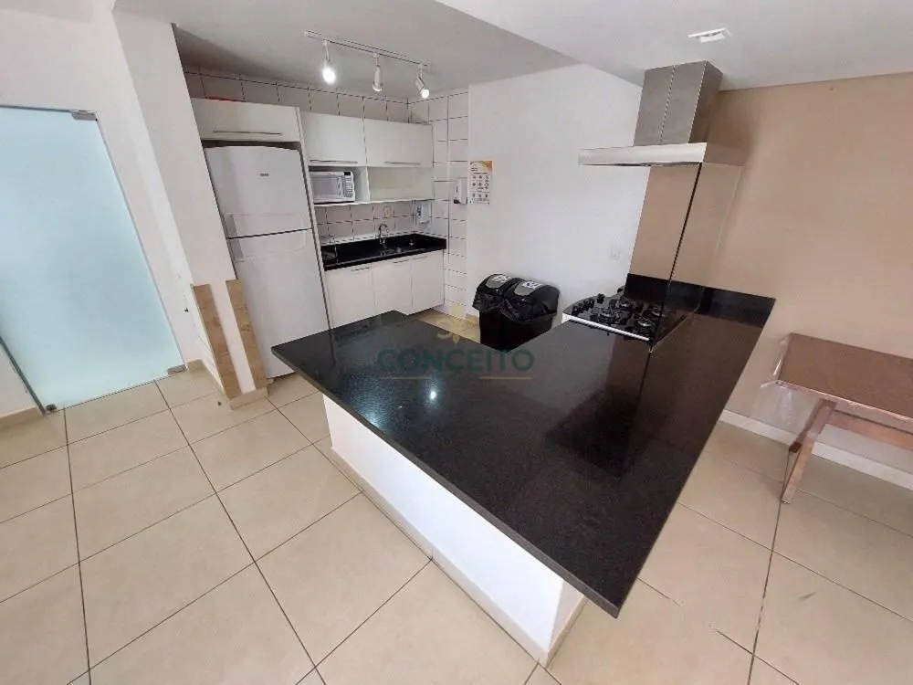 3-bedroom apartment in a building with a gym — photo 19