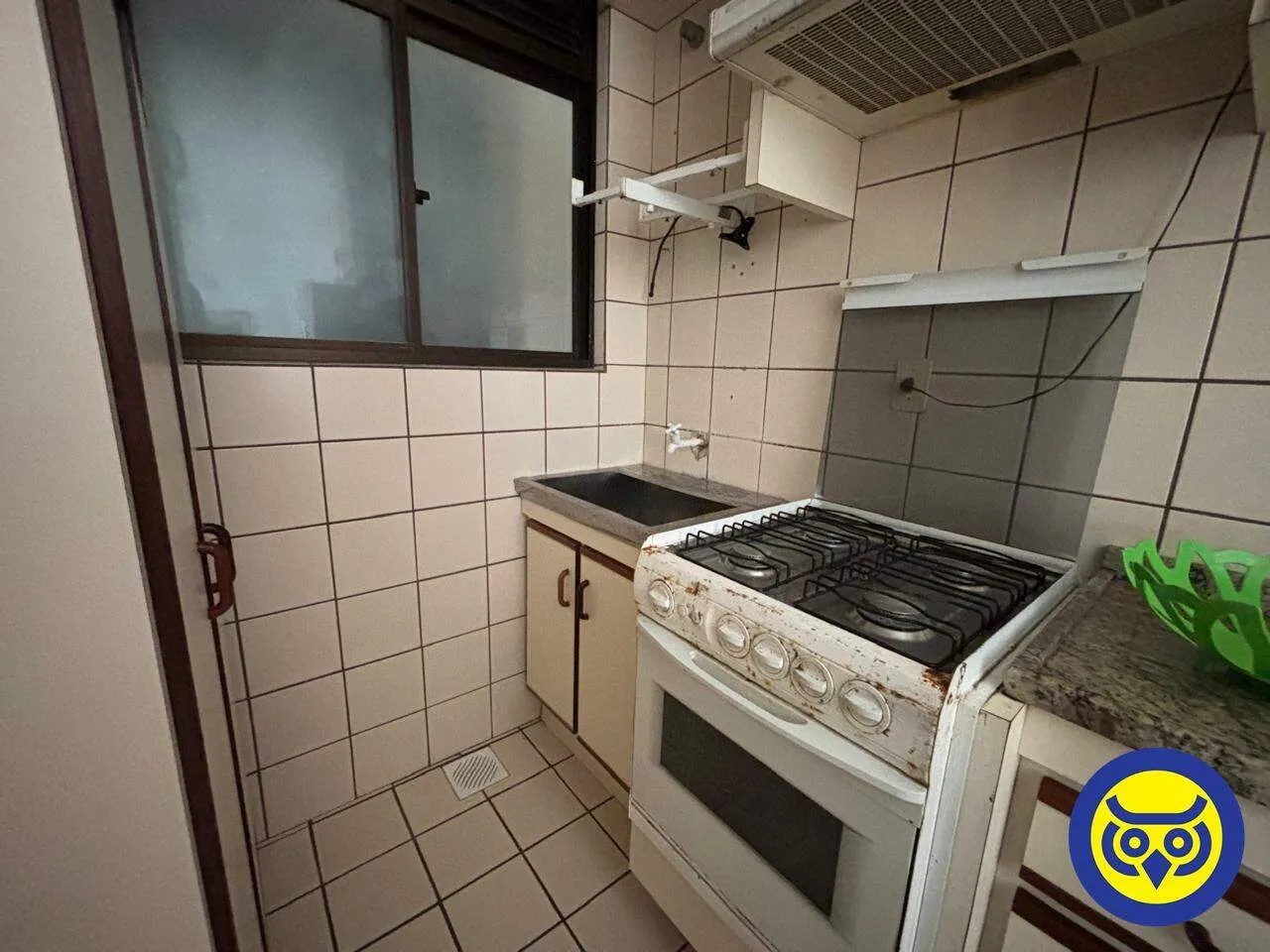 Furnished 1-bedroom apartment with balcony barbecue — photo 12