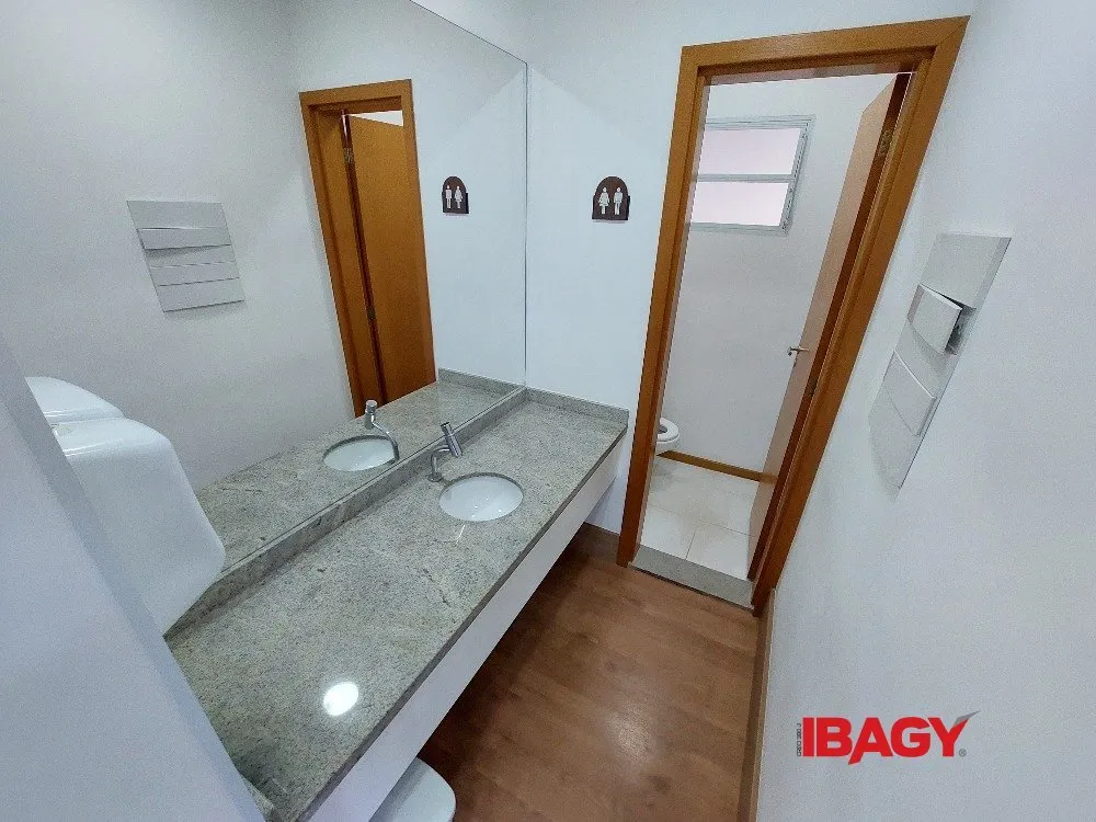 2-bedroom apartment with en-suite baths and balcony grill — photo 32
