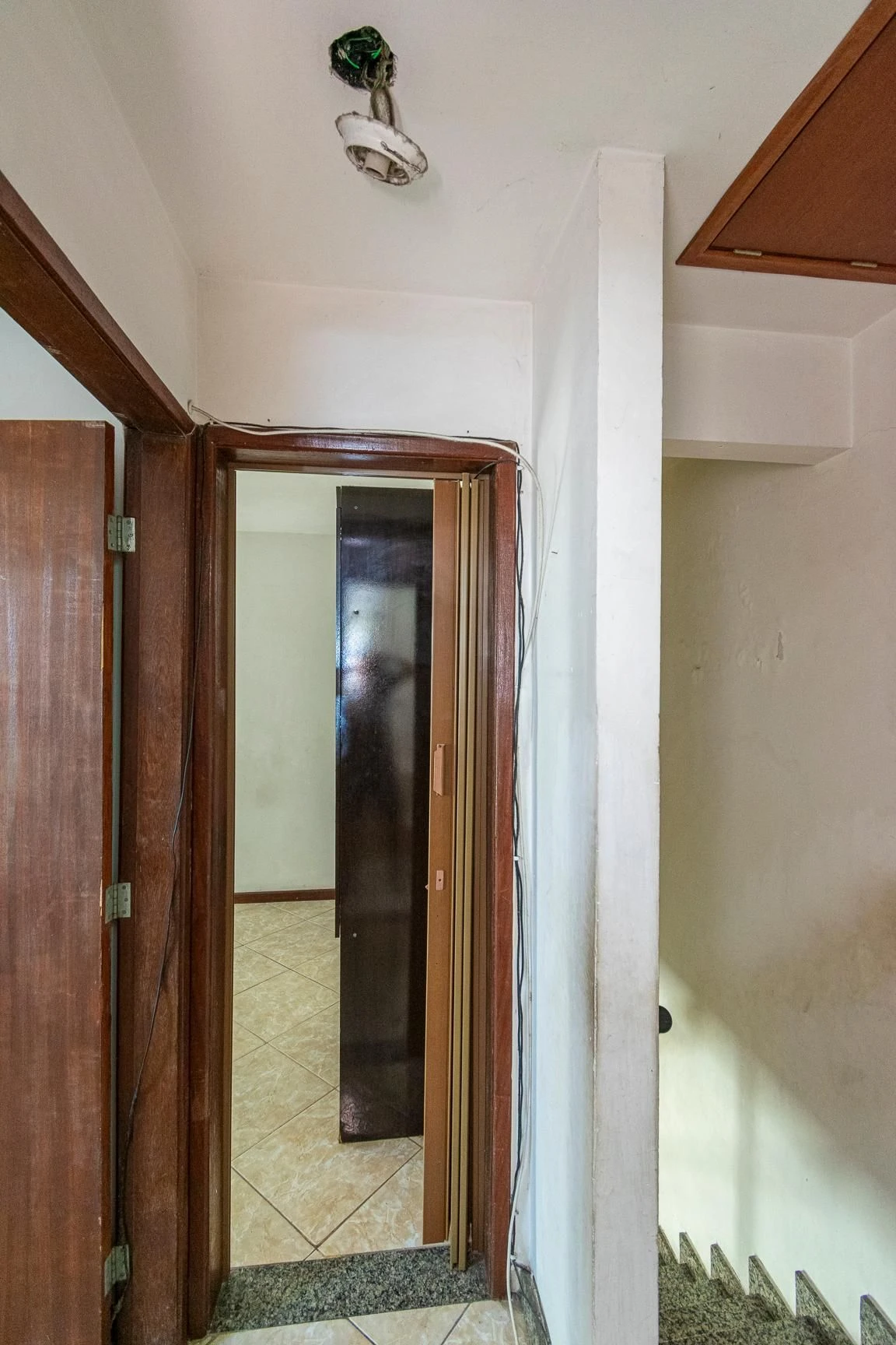 Washing machine in a 2-bedroom house, 46 m² — photo 38