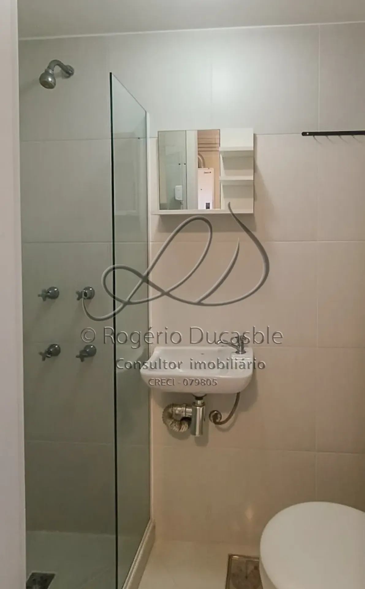 4-bedroom apartment, 2 with their own bathrooms, 165 m² — photo 22