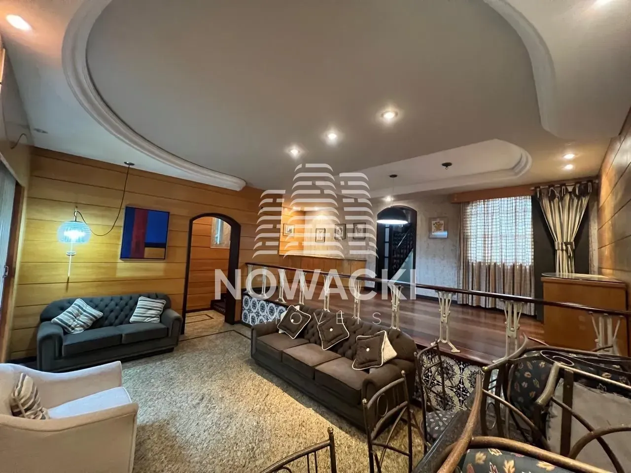 House with 2 bedrooms, 5 baths and a closed kitchen — photo 3