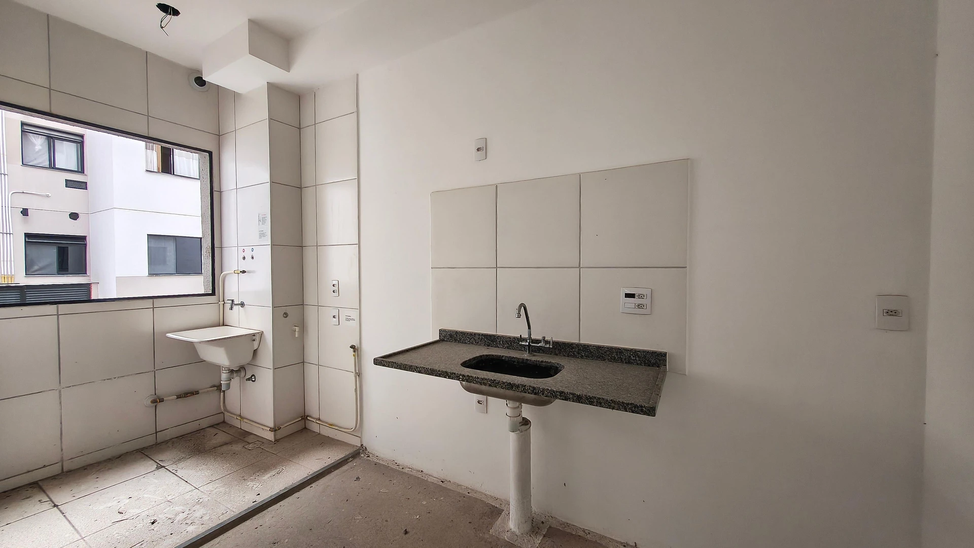 2-bedroom apartment in a building with a gym