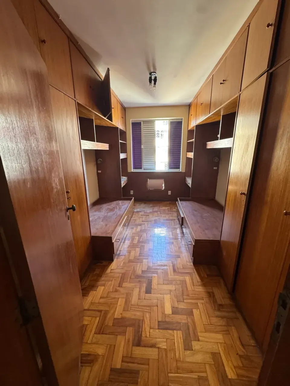 3-bedroom apartment with parking and a closed kitchen — photo 4
