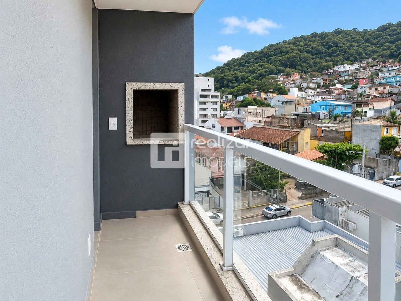Furnished apartment, 39 m², with a grill on the balcony — photo 5