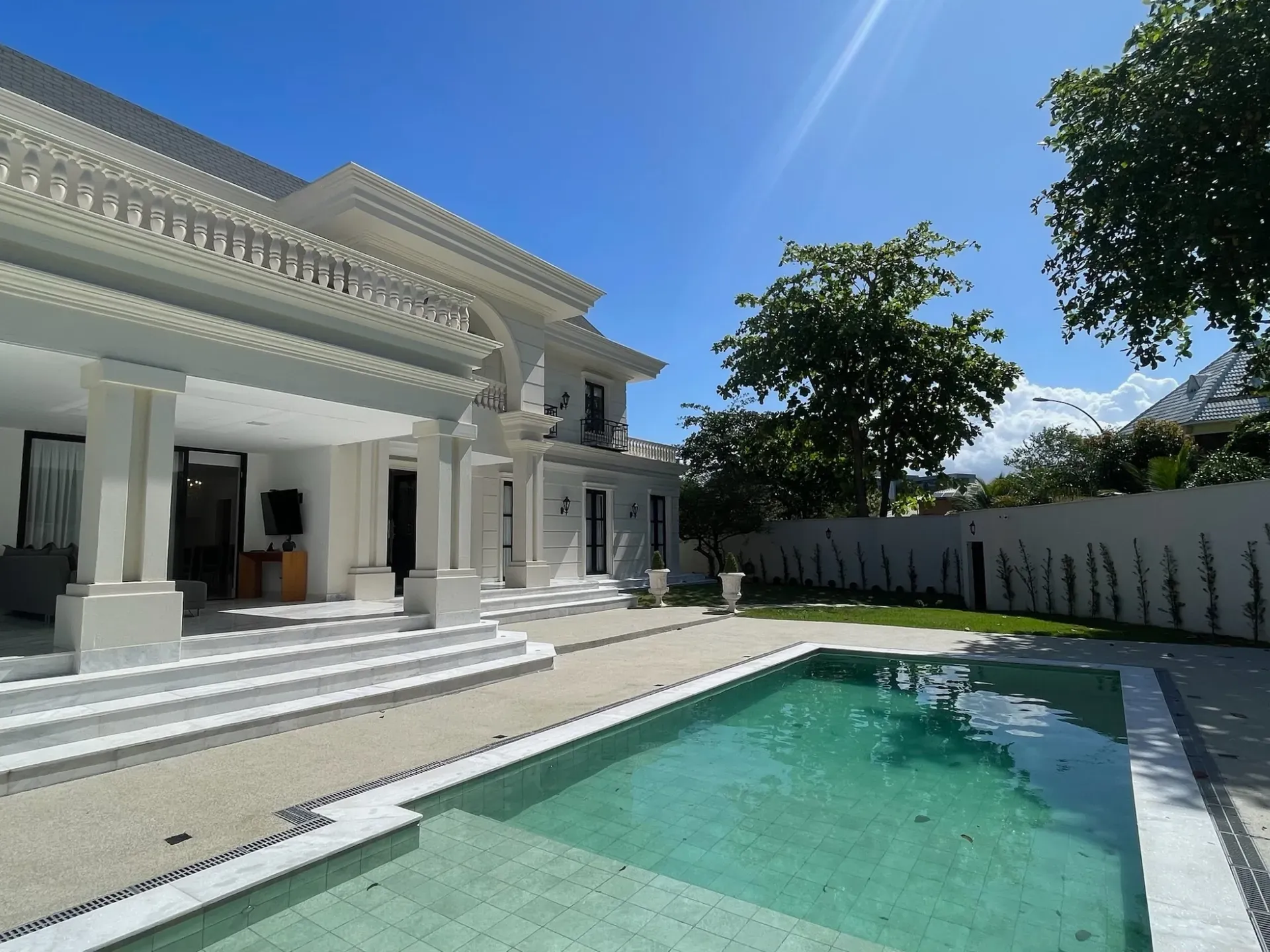 Casa mobiliada com 5 quartos, 5 banheiros e 1.000 m² — photo 3