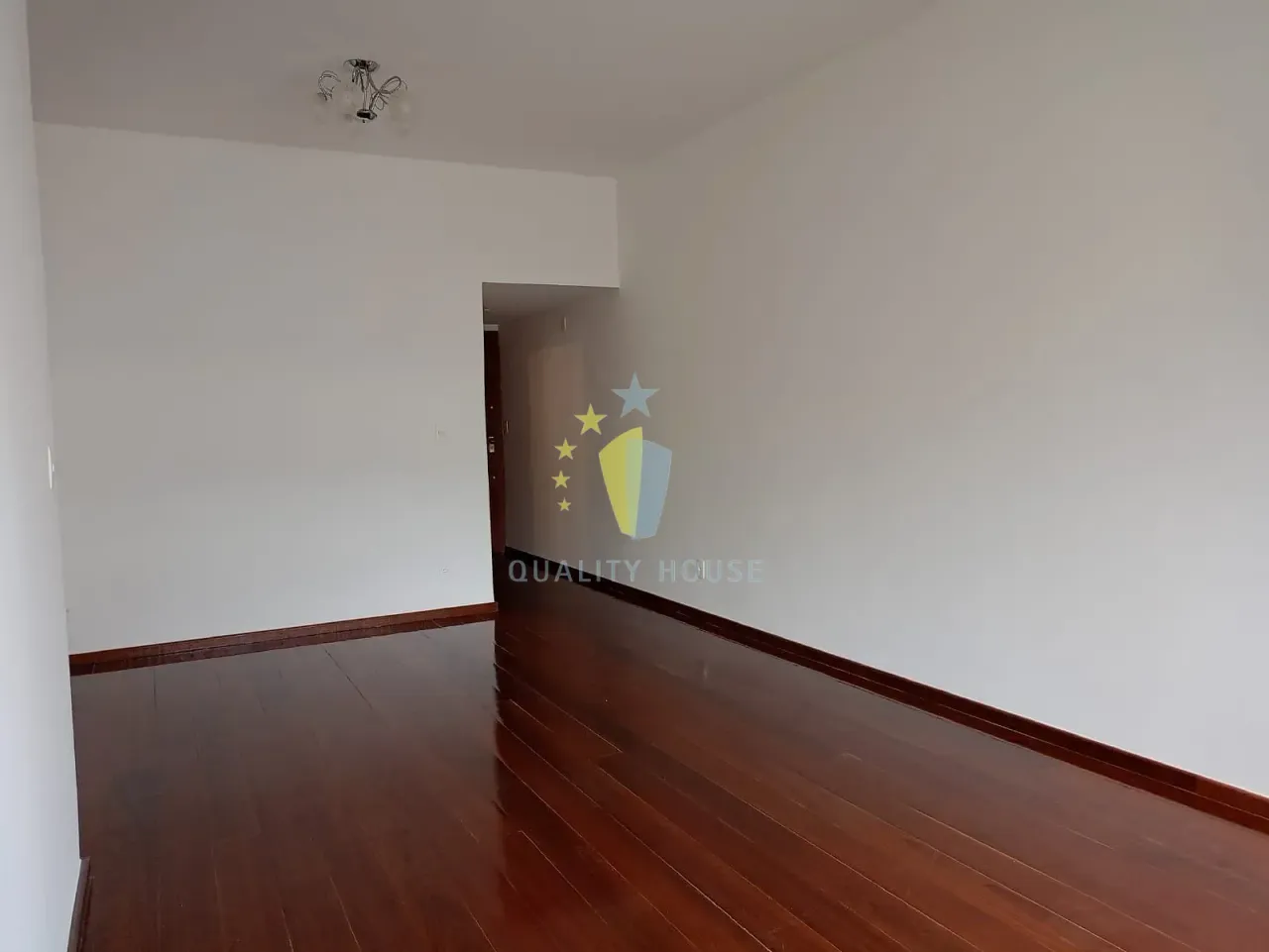 Unfurnished apartment with 3 bedrooms and 2 bathrooms — photo 15
