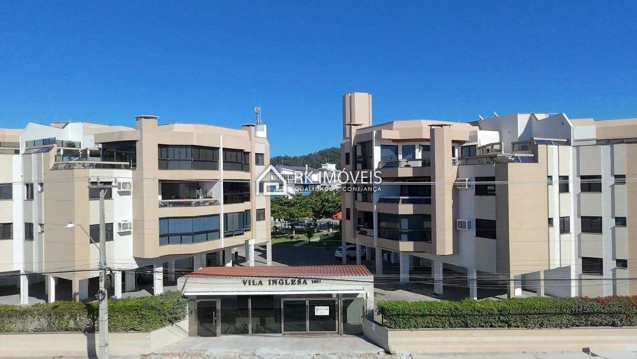 Rental apartment with 3 bedrooms and a balcony — photo 34