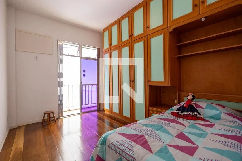 Apartment, 77 m², with wood or laminate floors — photo 3