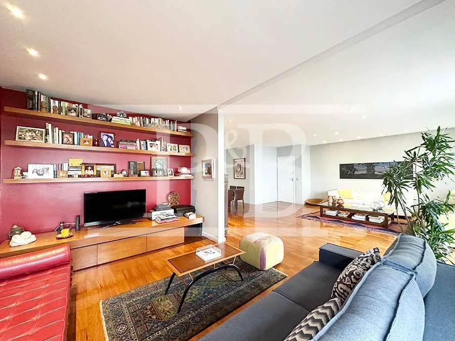 4-bedroom apartment with 200 m² and 2 parking spots — photo 16
