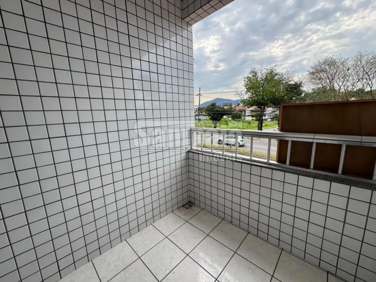 2-bedroom apartment with ceramic tile floors — photo 14