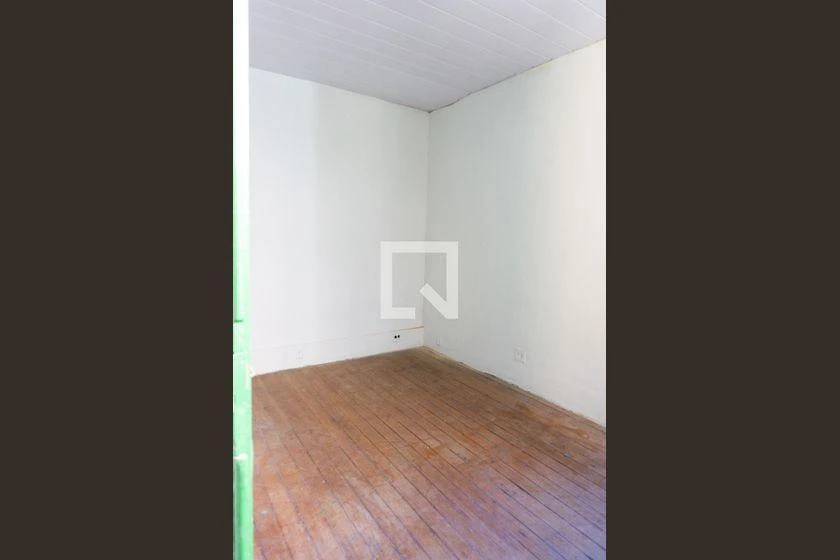 Rental house with 5 bedrooms and a closed kitchen room — photo 86