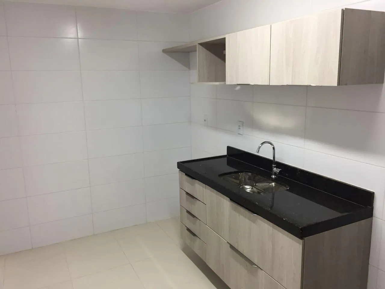 3-bedroom apartment in a building with a gym — photo 15