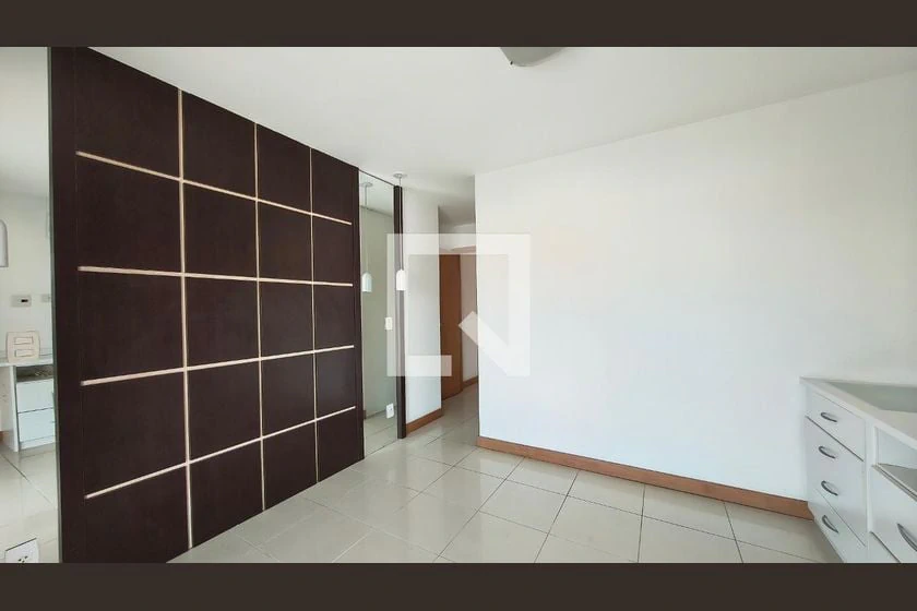 Apartment with 3 en-suite bedrooms and 5 bathrooms, 177 m² — photo 5