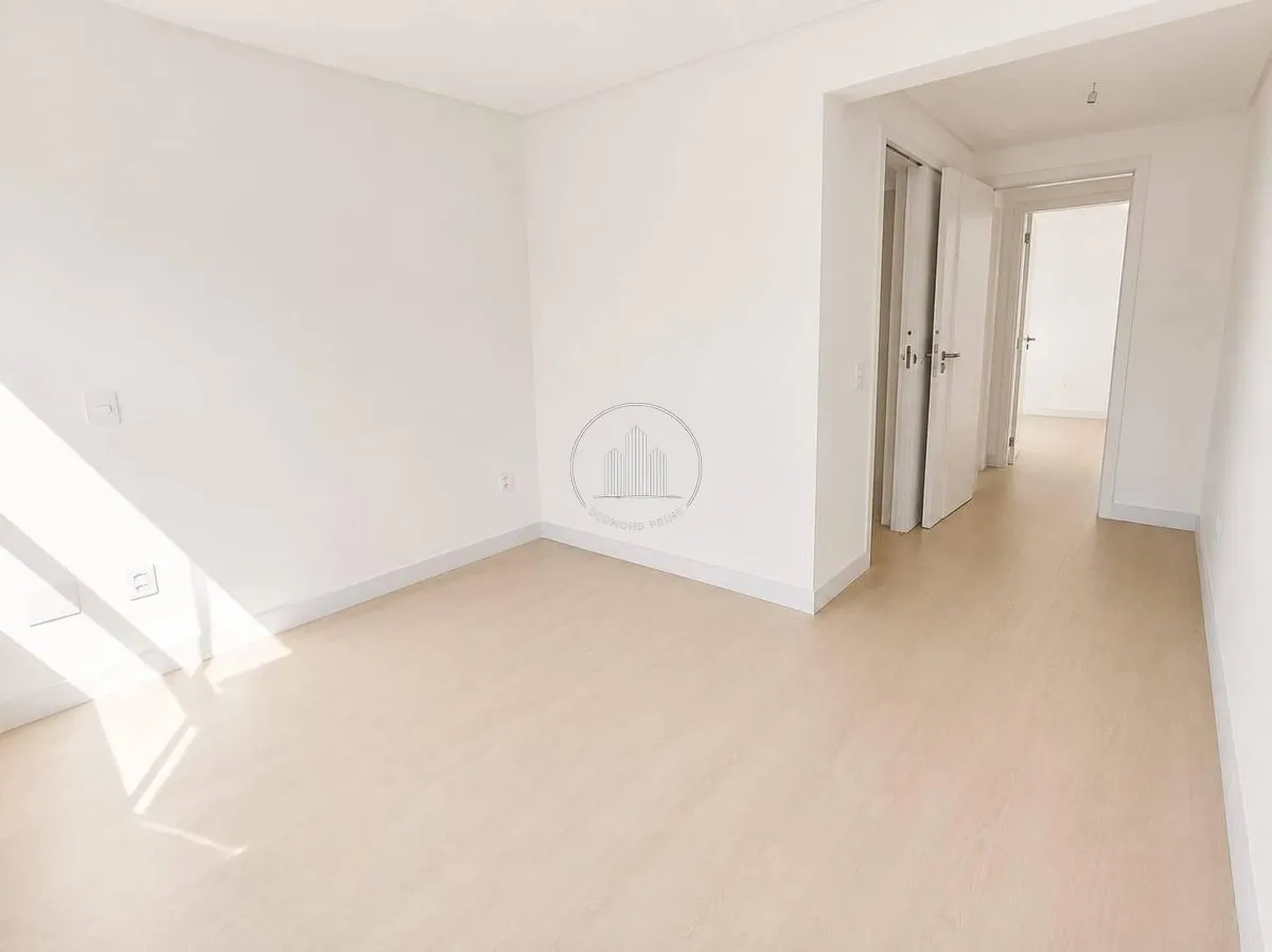 Apartment with 3 bedrooms and 2 en-suites with balcony — photo 8