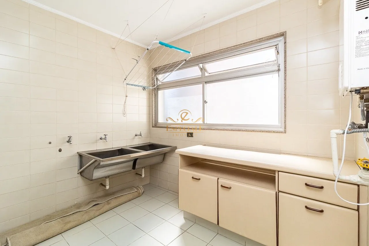Apartamento de 379 m² com 4 quartos e 2 vagas — photo 54