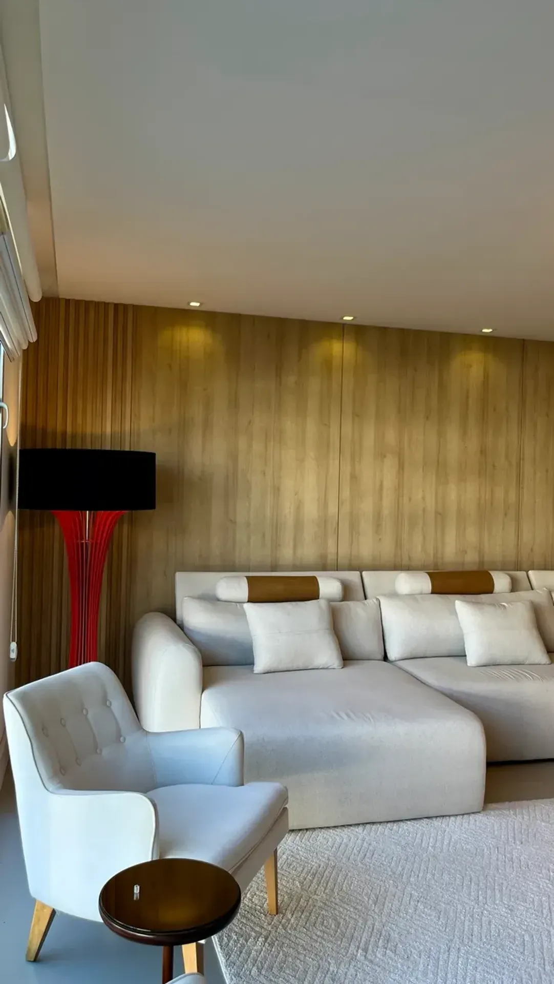Furnished apartment with 3 en-suite suites — photo 47
