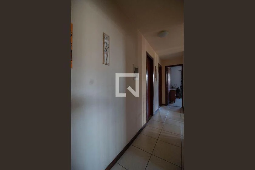 Casa de 450 m² con 6 dormitorios y 4 baños — photo 50