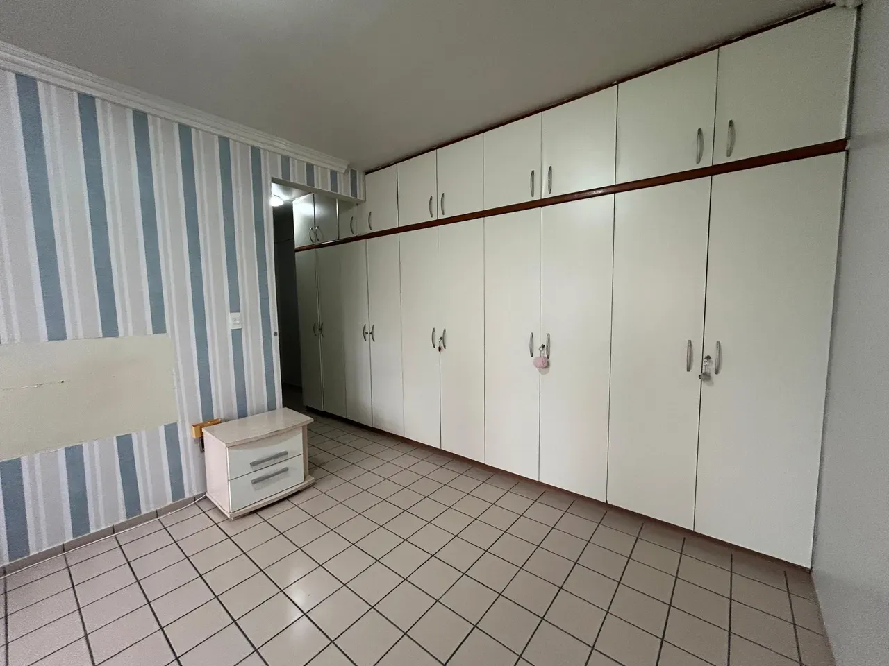 Apartamento mobiliado com 4 quartos e 2 suítes — photo 94