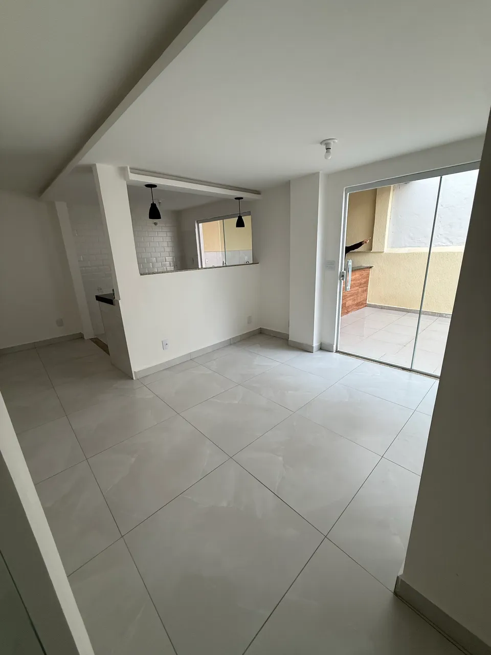 House with 2 bedrooms and a built-in grill on balcony — photo 6