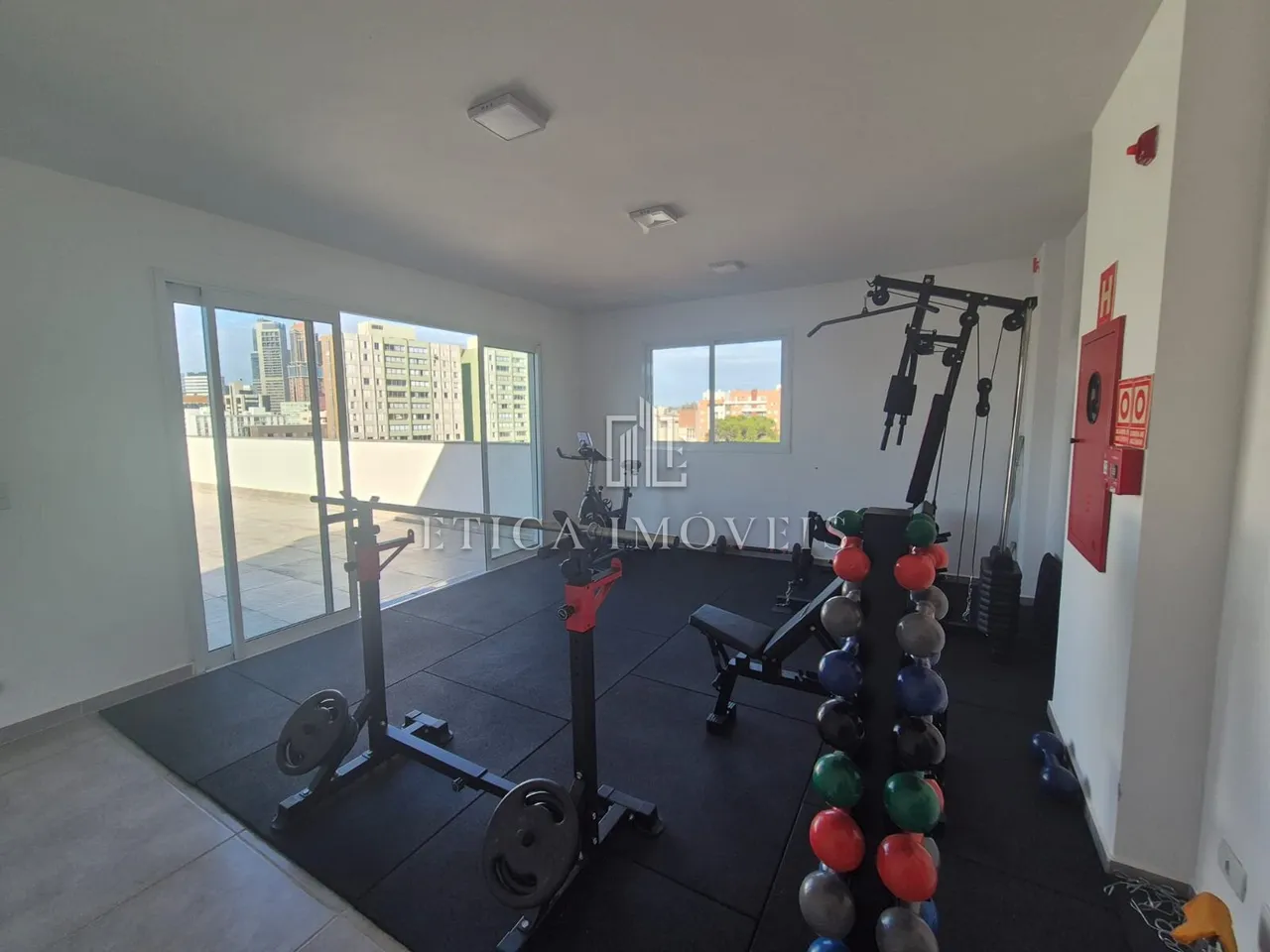 Apartamento amueblado de 1 dormitorio con cocina abierta — photo 14