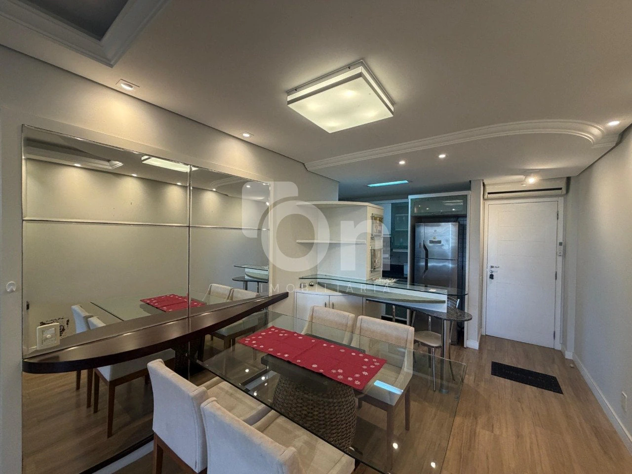 2-bedroom apartment with a water view in Florianópolis — photo 2