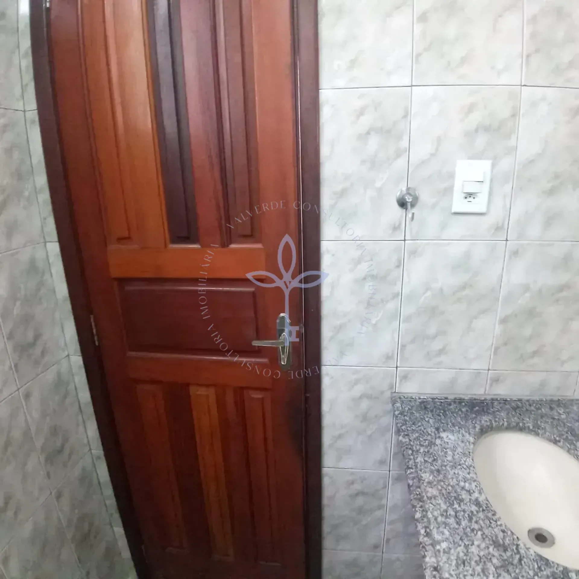 Casa com varanda e 1 vaga de estacionamento para alugar — photo 20