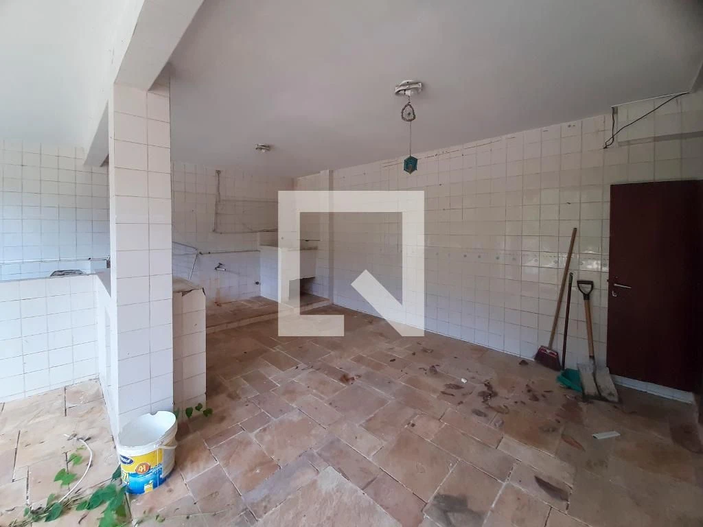 House with 6 bedrooms and 9 bathrooms, 911 m² and 3 parking — photo 53