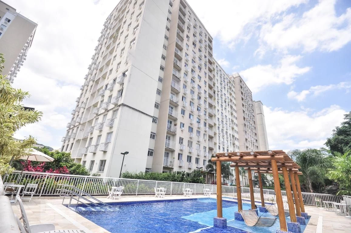 Unfurnished 3-bedroom apartment with balcony — photo 8
