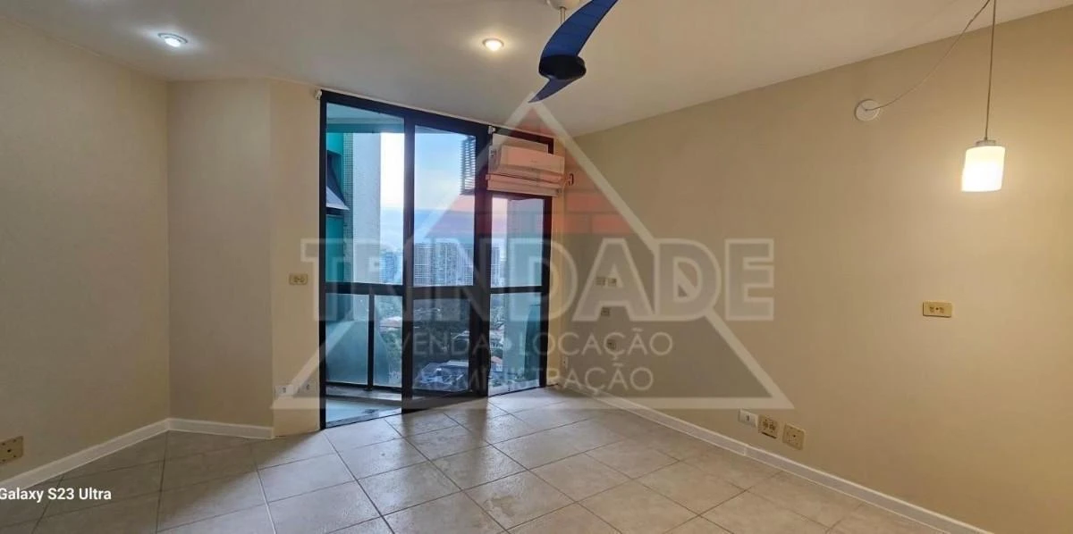 Unfurnished apartment with 3 en-suite bedrooms, 200 m² — photo 13