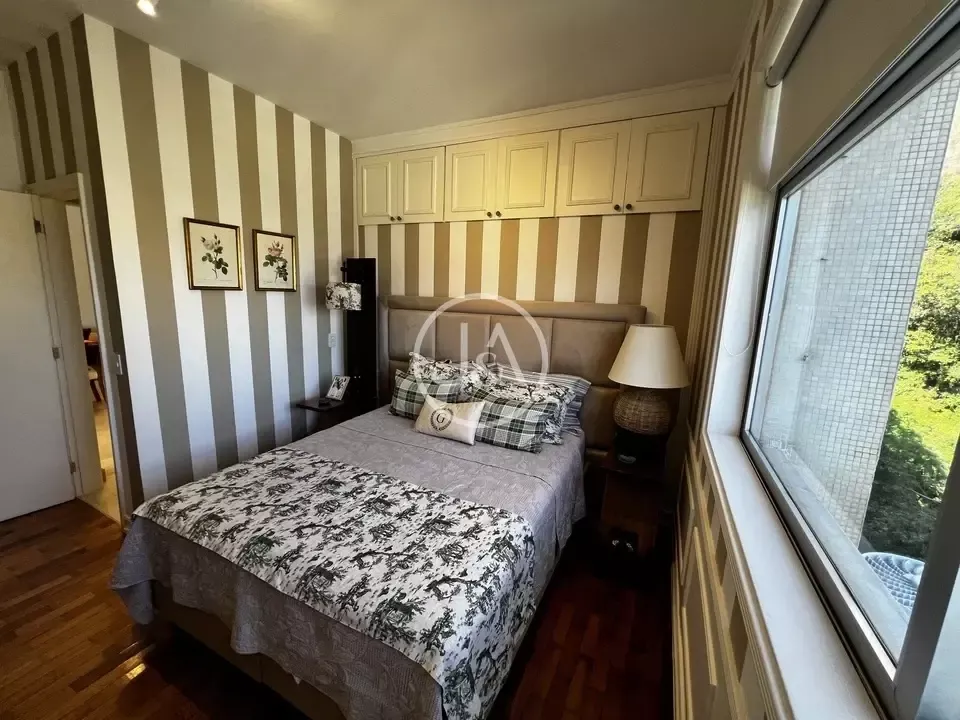 Furnished 3-bedroom apartment with 155 m² — photo 21