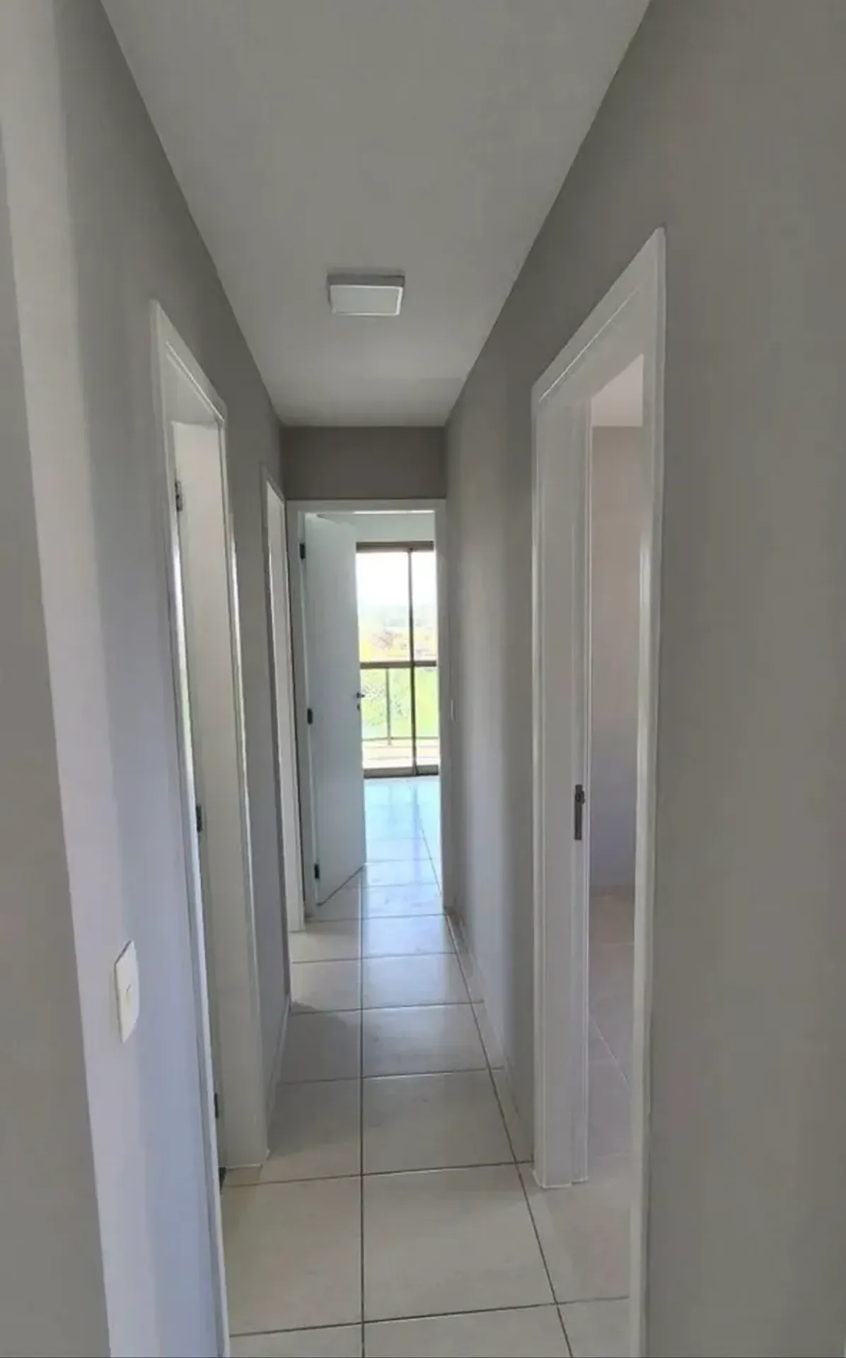Glass-enclosed balcony in a 3-bedroom apartment, 91 m² — photo 11