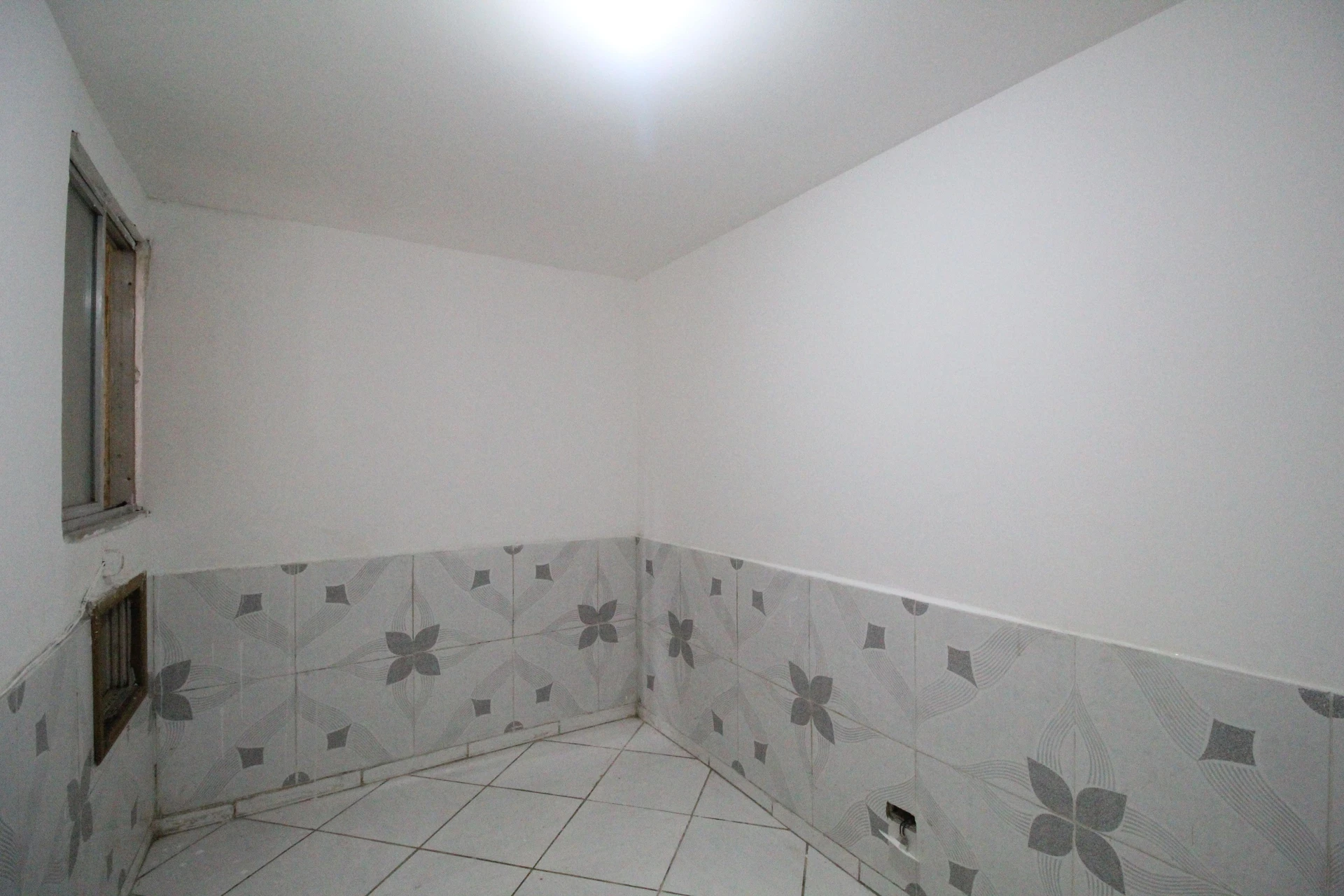 House with 1 bedroom and 1 bathroom with electric shower — photo 18