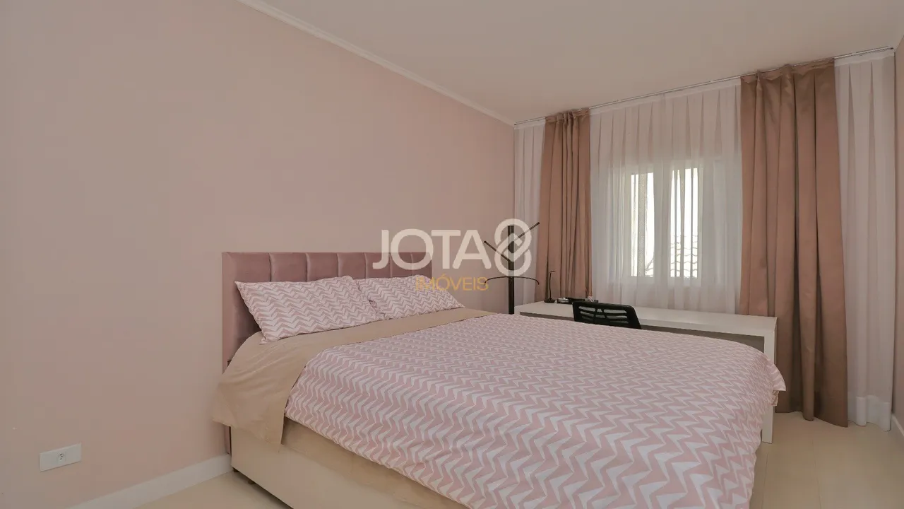 Furnished house with 3 bedrooms and a balcony — photo 10