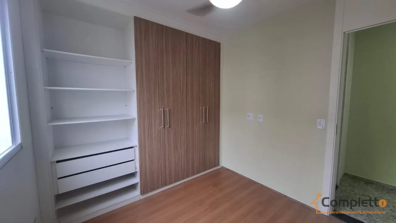 2-bedroom apartment in a building with a gym — photo 11