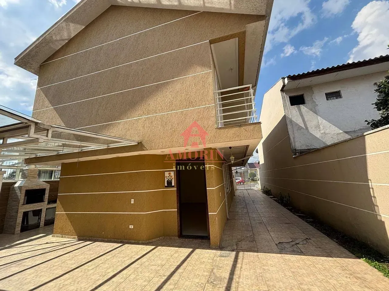 3-bedroom house with a grill on the balcony in Curitiba — photo 17