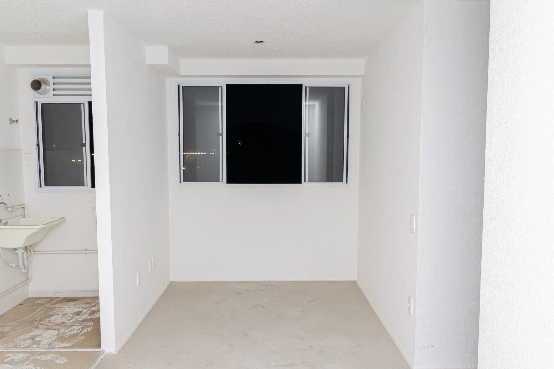 Apartamento sin amueblar con 2 dormitorios y 1 baño — photo 2