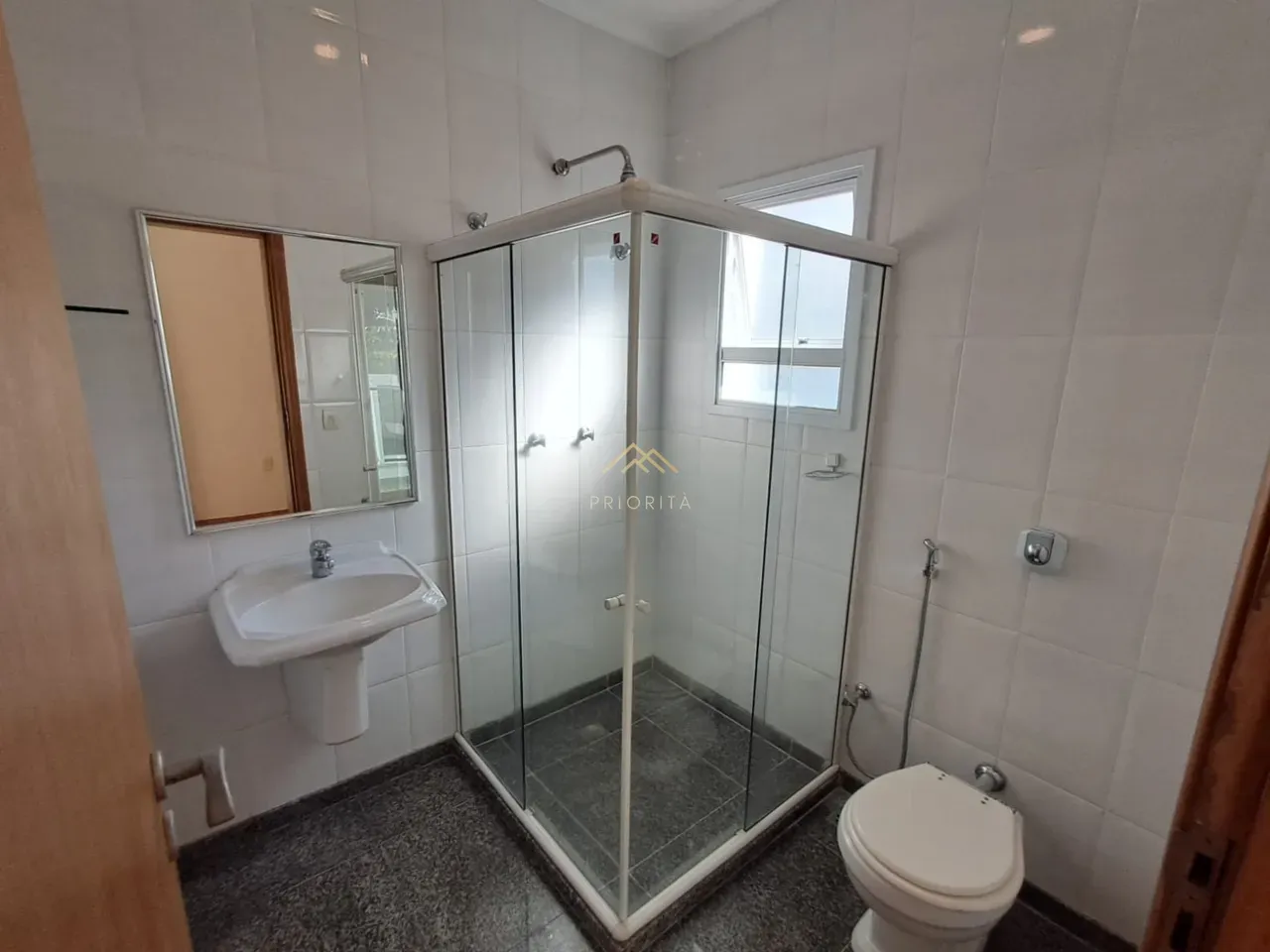 Casa em condomínio fechado com 6 quartos e 13 banheiros — photo 39