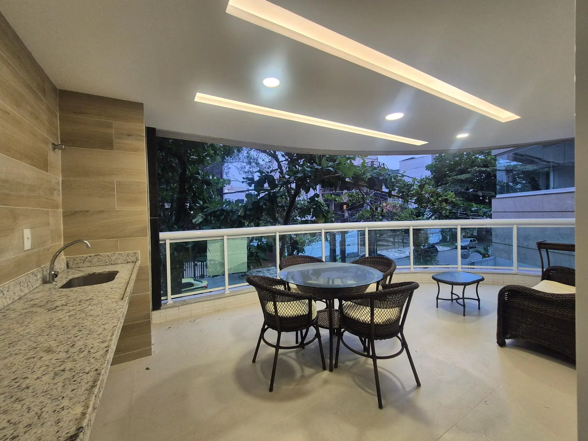 3-bedroom apartment with a grill on the balcony
