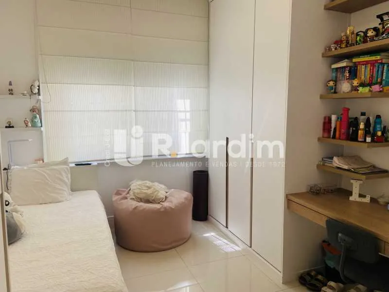 Обновлённая квартира с 3 спальнями и 120 м² — photo 14