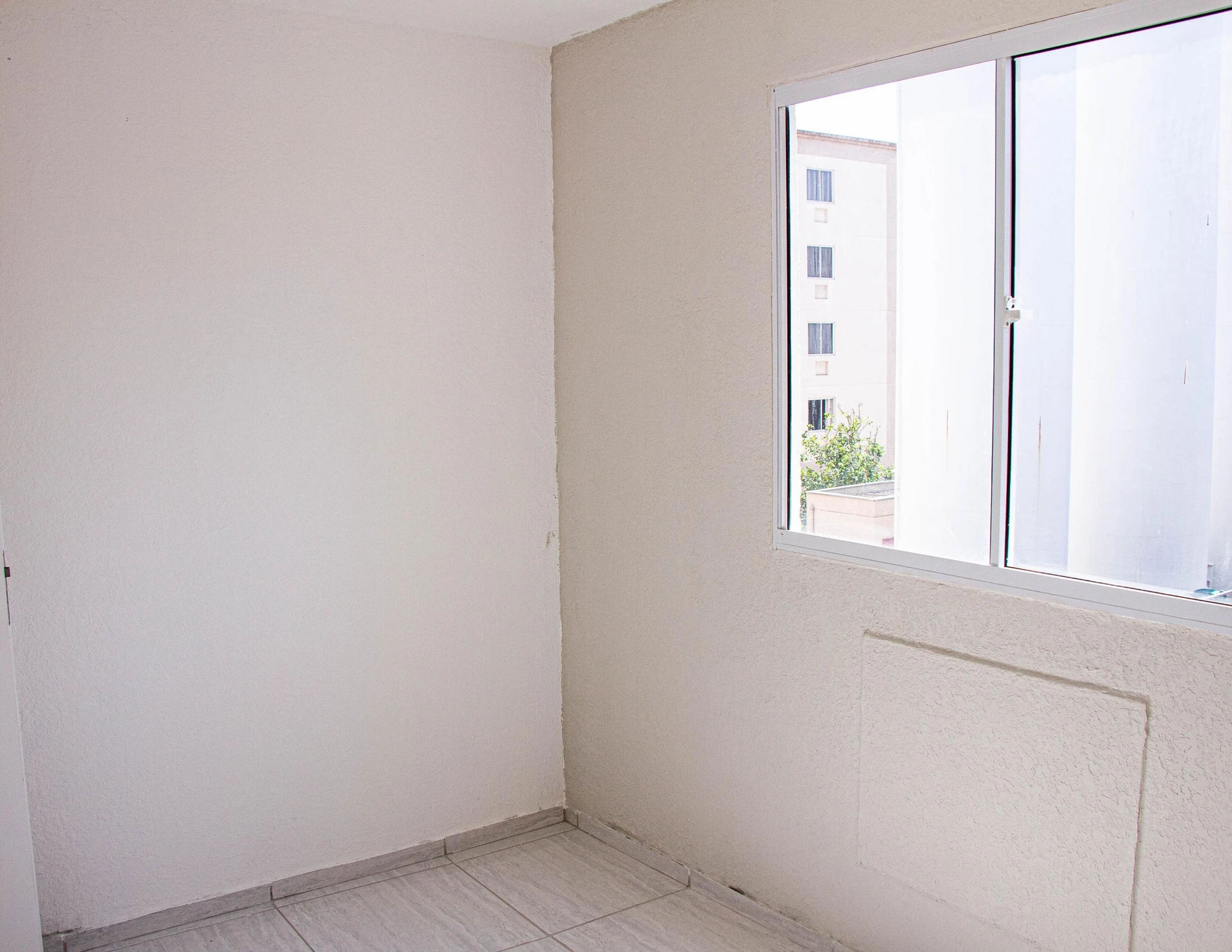 Unfurnished apartment with 2 bedrooms and 1 parking — photo 11