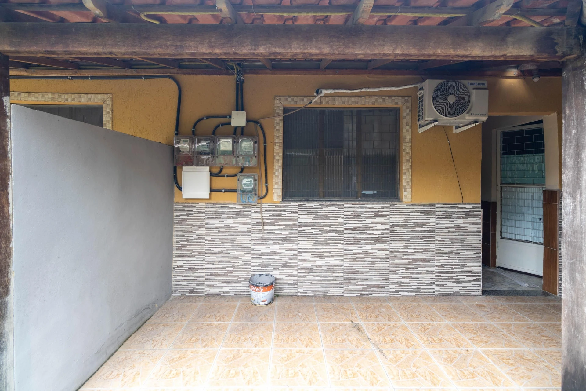 One-bedroom house with a garden — photo 15