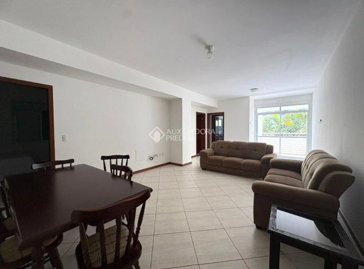 Apartamento de 228 m² con 3 dormitorios y 3 plazas — photo 6