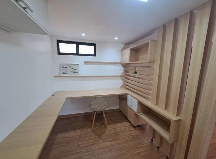 Furnished apartment with 3 en-suites and 4 bathrooms — photo 3