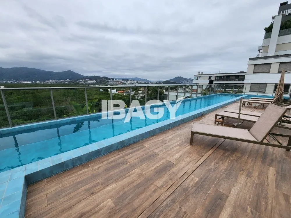 Furnished apartment, 116 m², with a grill on the balcony — photo 24