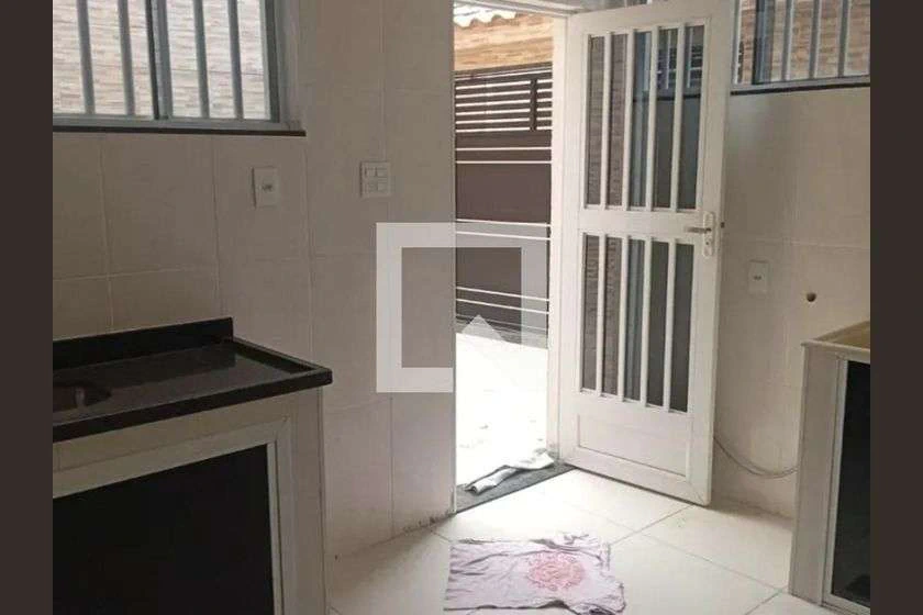 Casa para locação com 2 quartos e chuveiro elétrico — photo 5